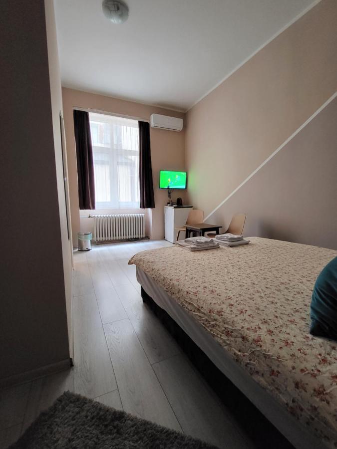 Hostel Fine بلغراد المظهر الخارجي الصورة