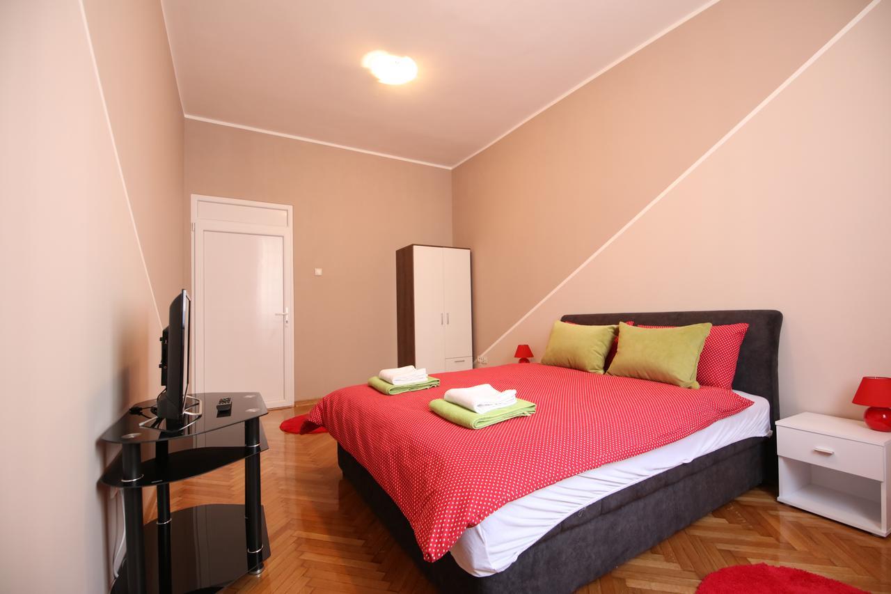 Hostel Fine بلغراد المظهر الخارجي الصورة