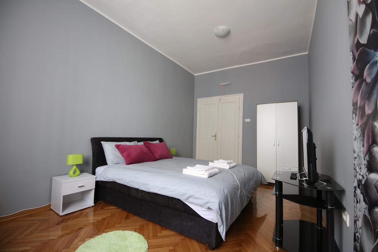 Hostel Fine بلغراد المظهر الخارجي الصورة
