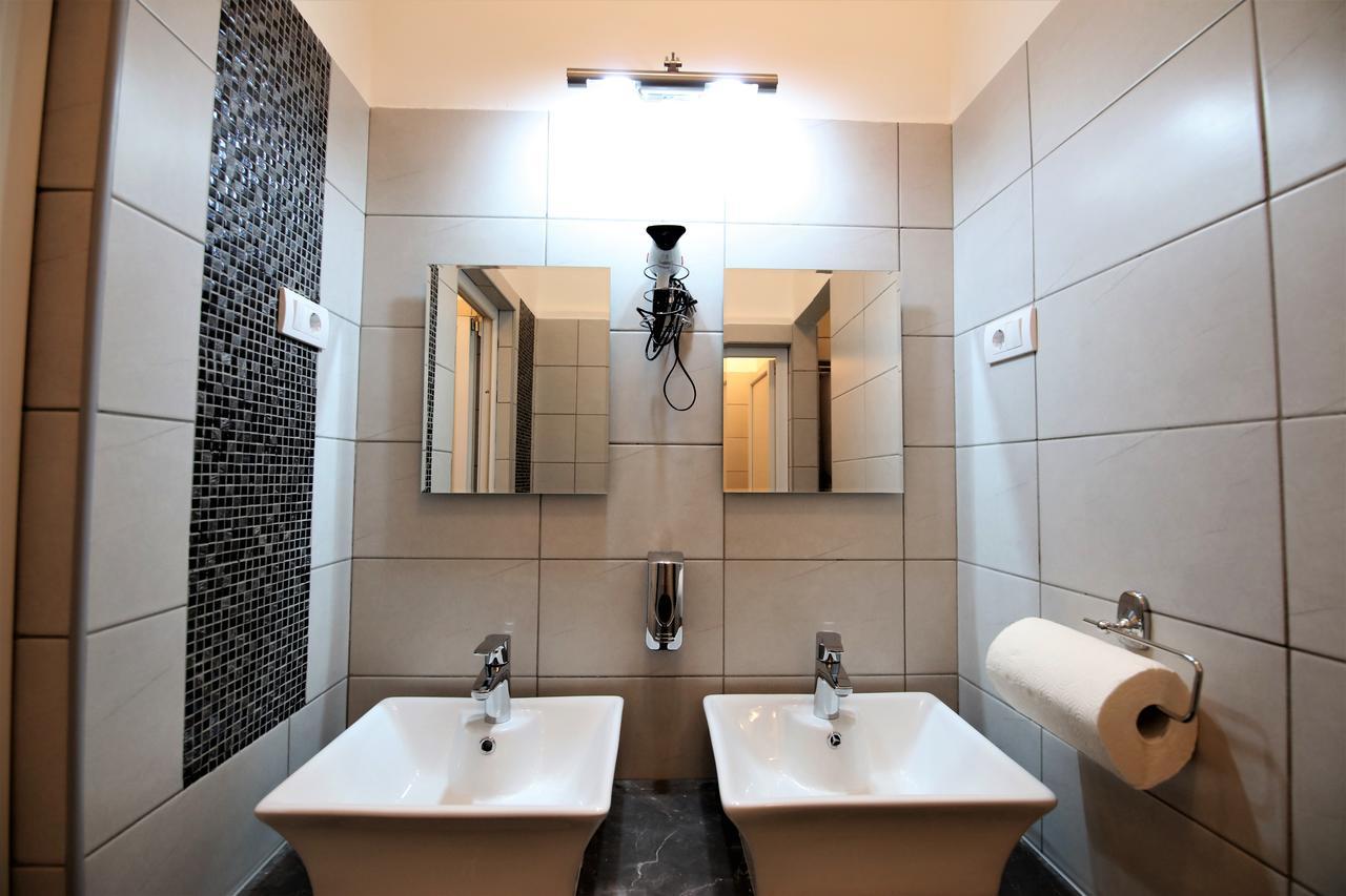 Hostel Fine بلغراد المظهر الخارجي الصورة