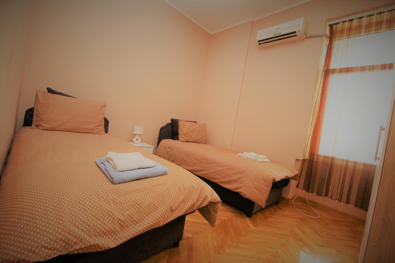 Hostel Fine بلغراد المظهر الخارجي الصورة
